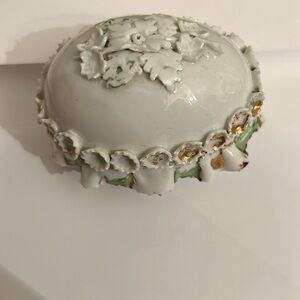 Trinket box, victorian style